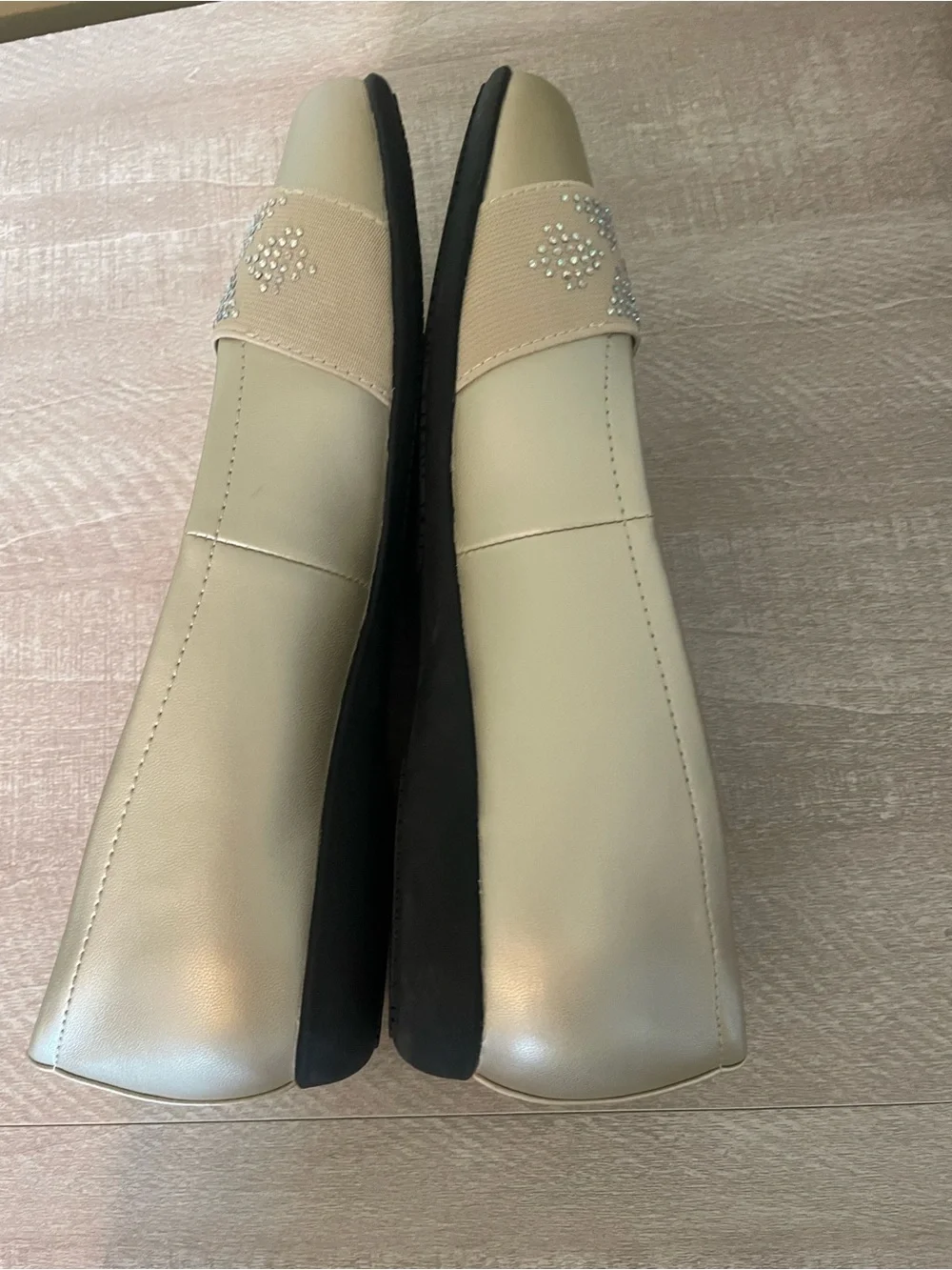Trotters Samantha Metallic Gem Band Slip-On Flats champagne shoes sz 8WW wide